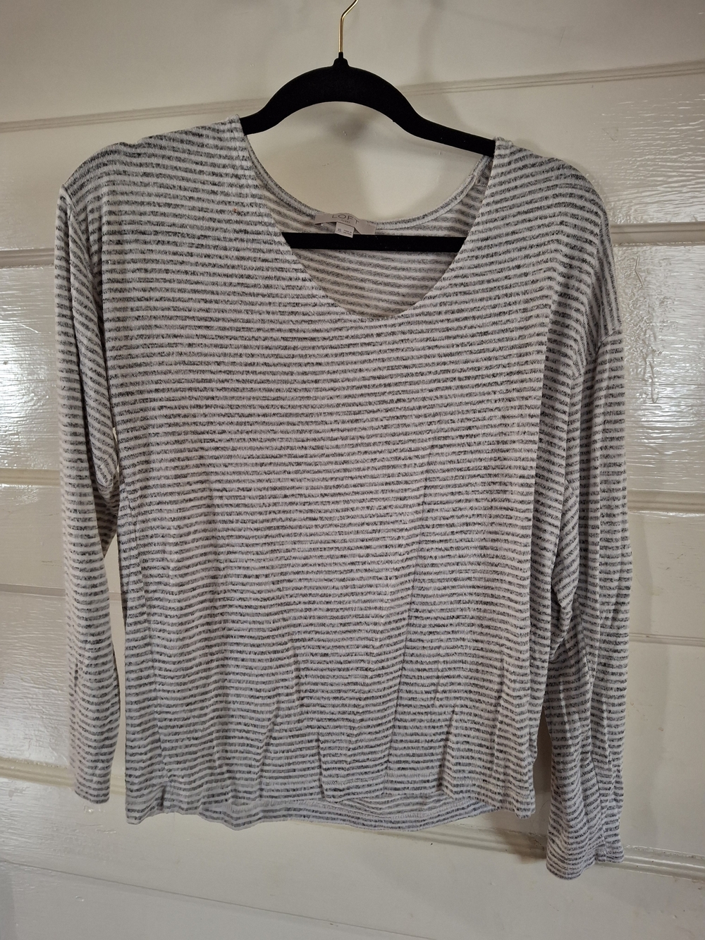 LOFT Gray White Striped Lightweight Long Sleeve Top XS (CFD104)